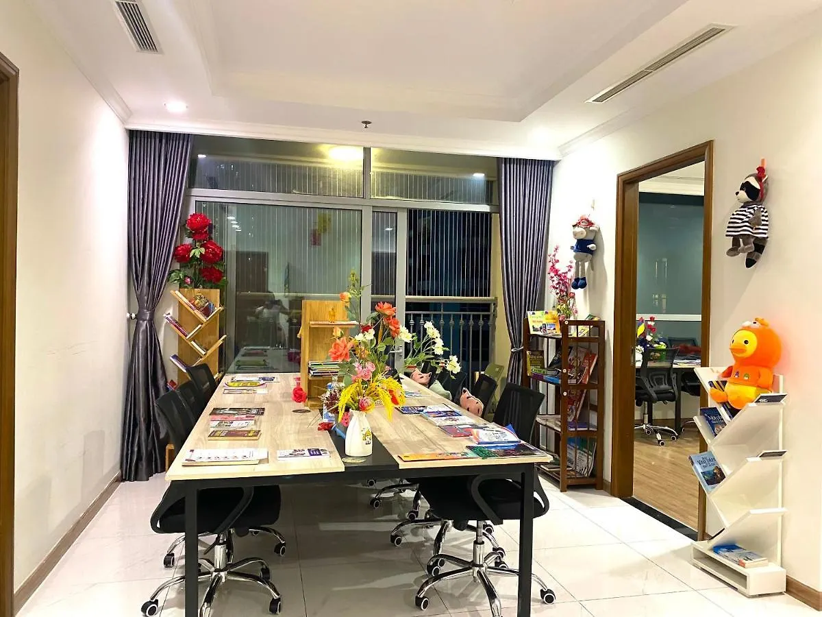 Hostel Vinhomes Central Park 胡志明市